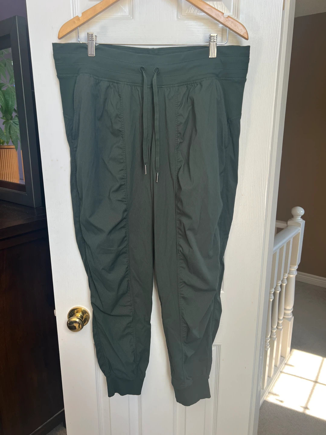 Size 14 lulu dance studio pants