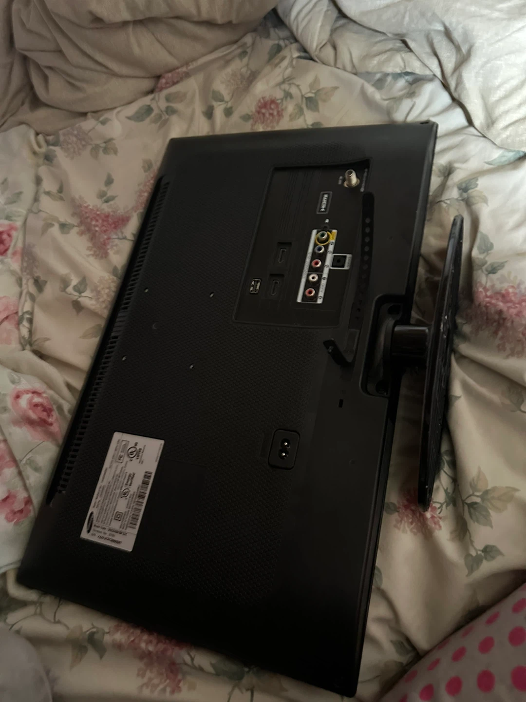 Samsung Flat Screen TV - photo 2