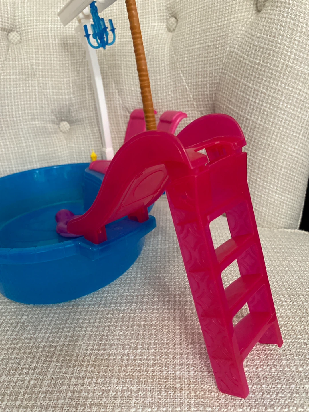 Barbie Pool Playset with Beach Chair and Cooler - photo 3