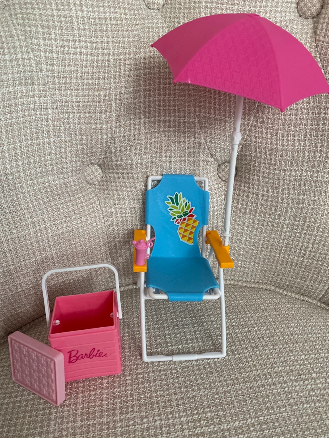 Barbie Pool Playset with Beach Chair and Cooler - photo 4