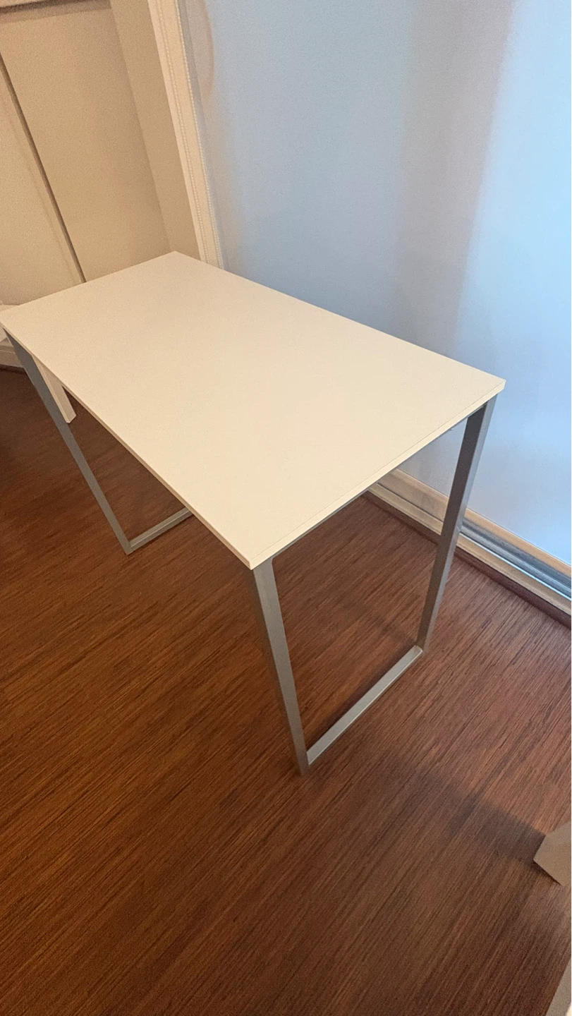 White Work Desk - photo 2