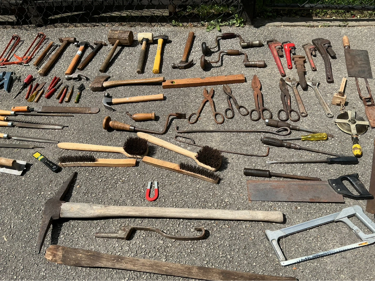 Large Assortment of Vintage & Modern Hand Tools ! - photo 4