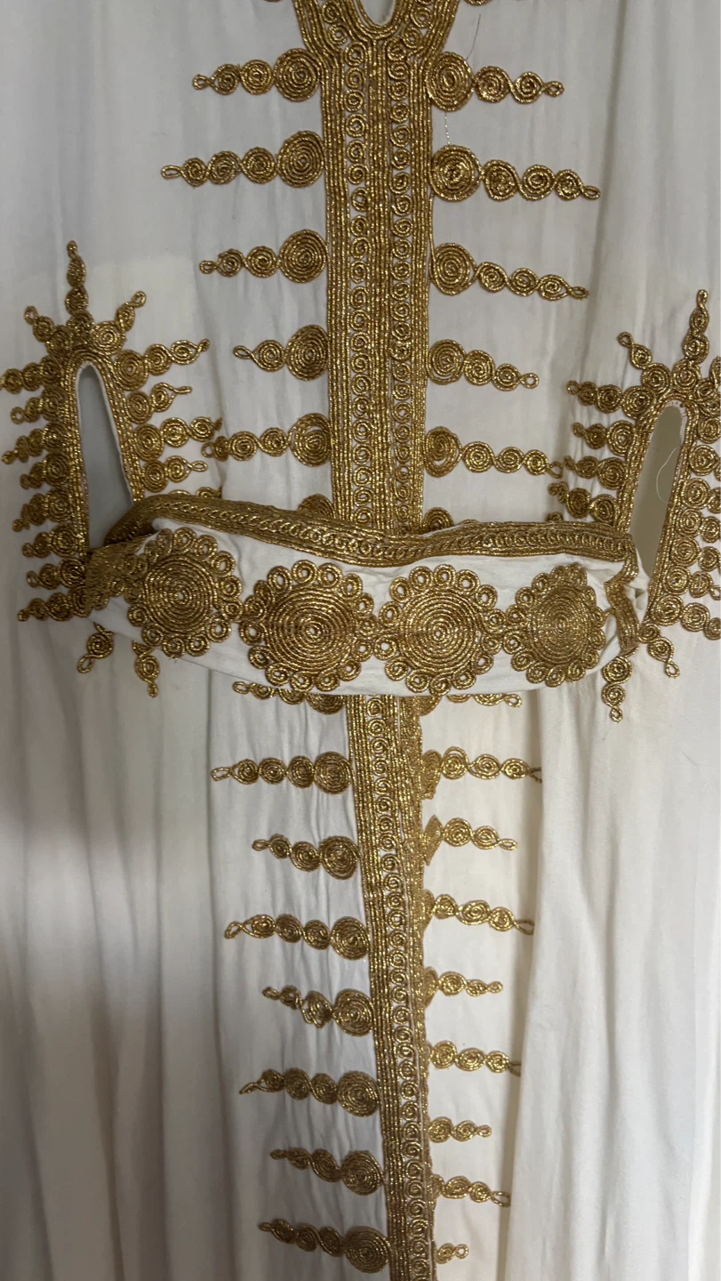 White Kaftan Dress with Gold Embroidery - Size XL - photo 2