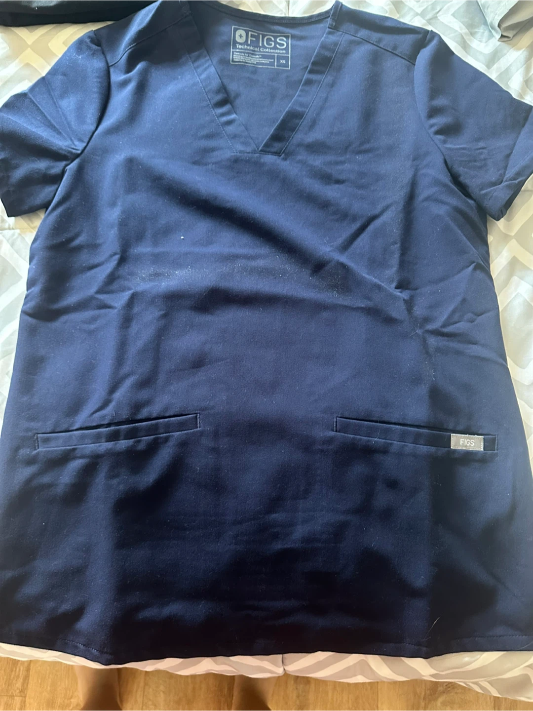 FIGS Technical Collection Navy Scrub Top & Pants Set