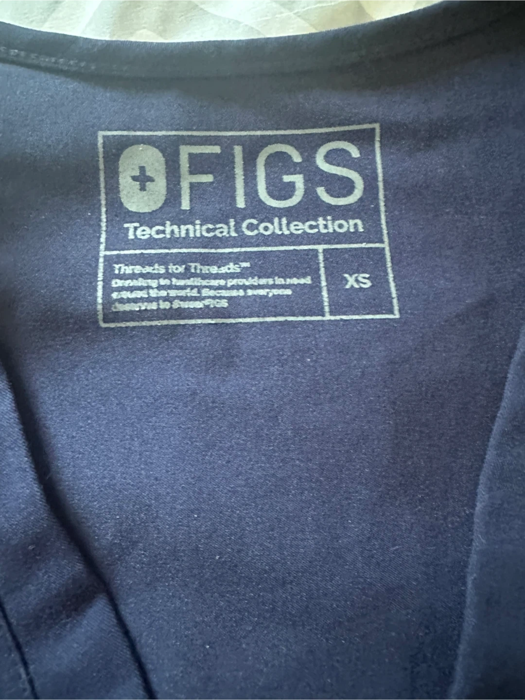 FIGS Technical Collection Navy Scrub Top & Pants Set - photo 2