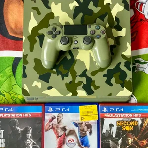 PlayStation 4 Console with Controller - Camo Edition