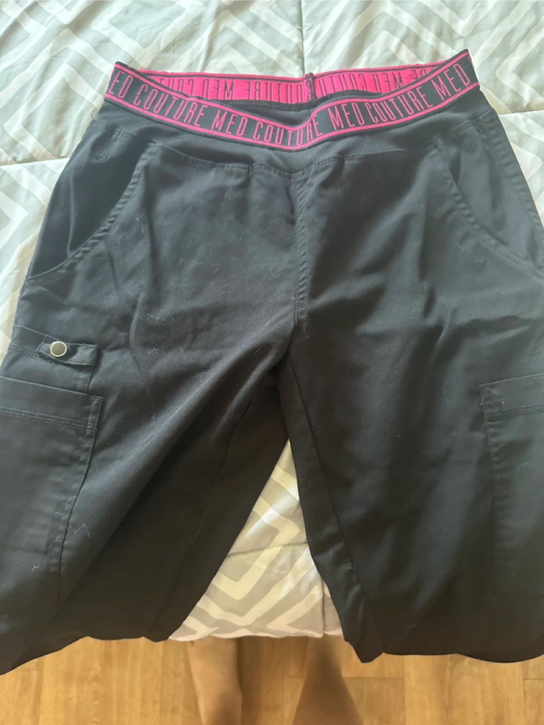 Med Couture Black Scrub Top and Pants Set - photo 2