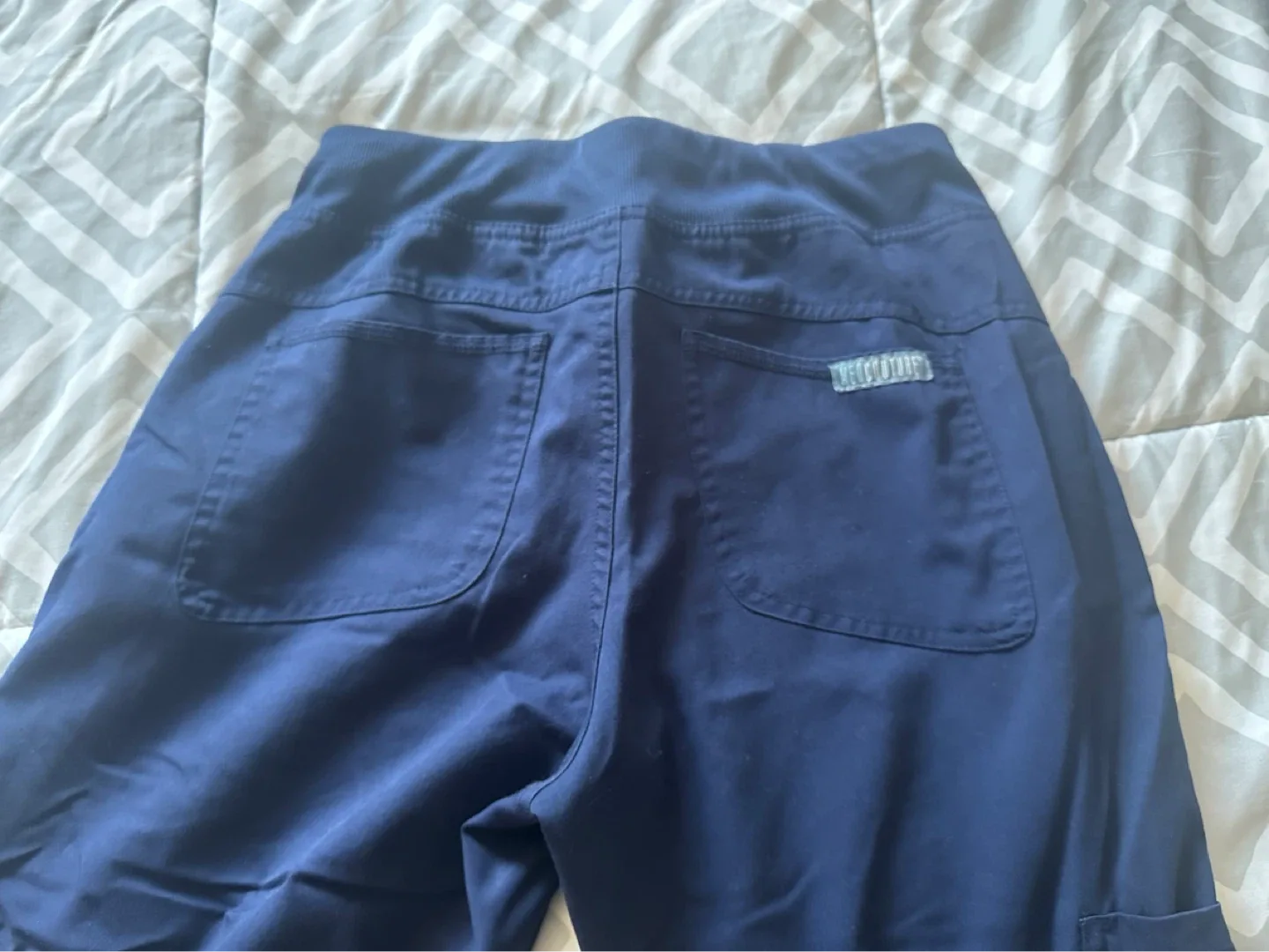 MedCouture Navy Blue Scrub Top & Pants Set - photo 3
