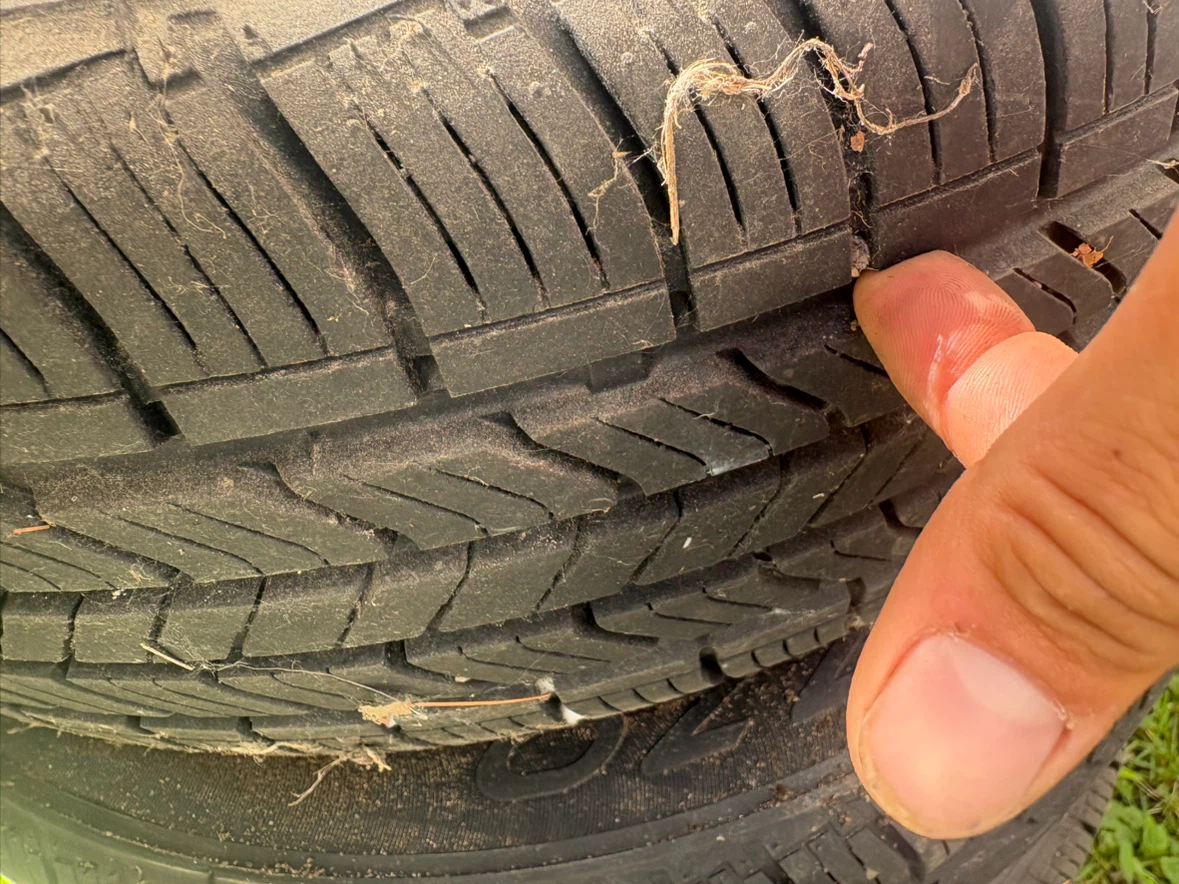 4 pneus 195/65R15 - photo 5