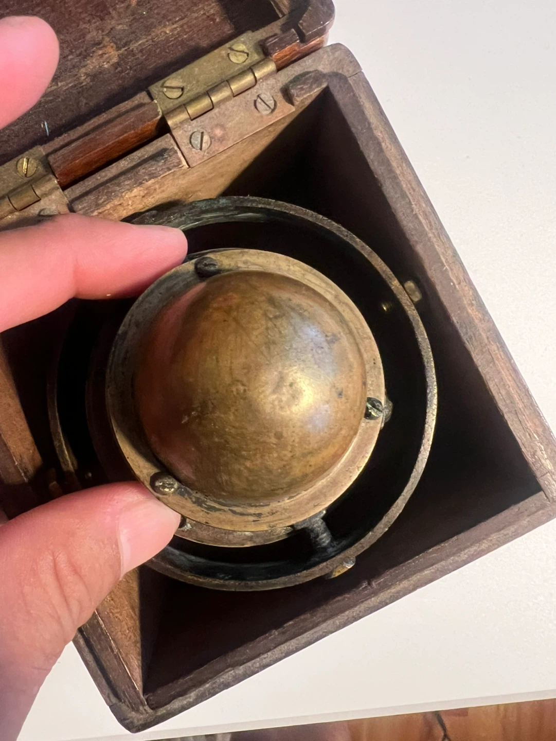 Antique Brass Compass in Wooden Box - photo 4