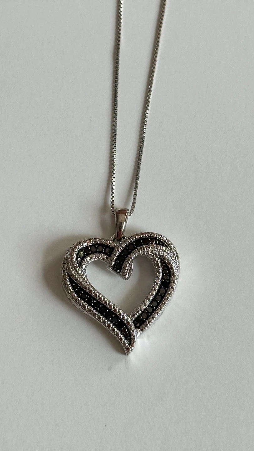 Macy's Black Diamond Heart Pendant Necklace 18" Sterling Silver - photo 2