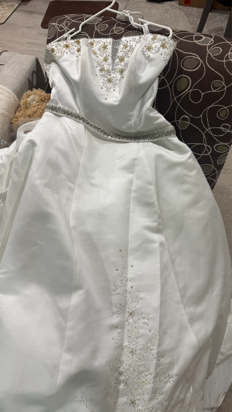 White Strapless Wedding Dress with Beading - photo 3
