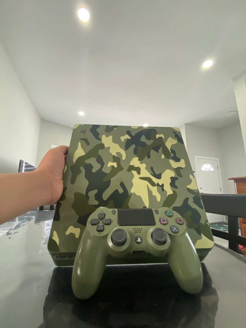 PlayStation 4 Slim Console with Camo Controller - photo 3