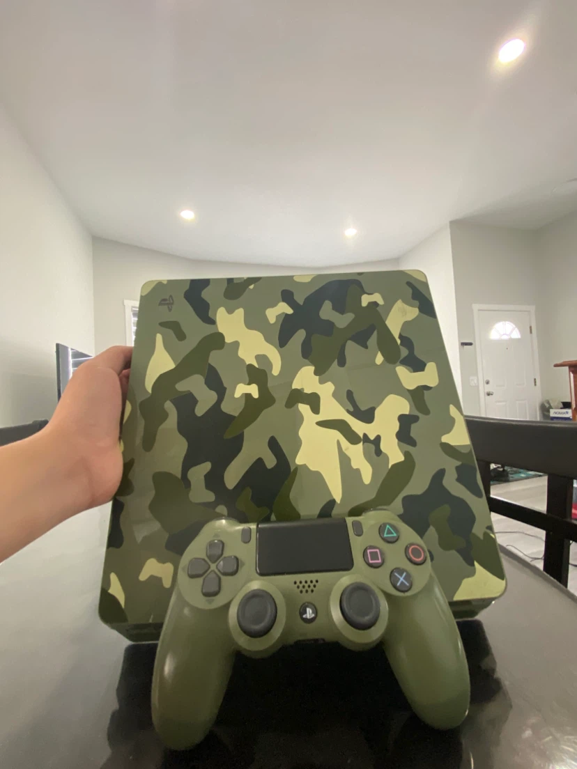 PlayStation 4 Slim Console with Camo Controller - photo 4