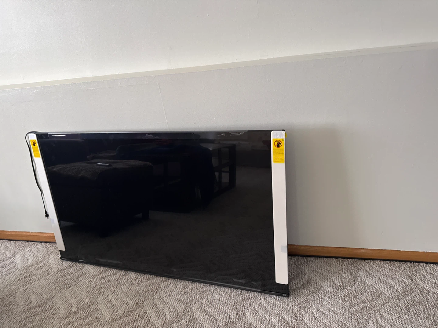 55inch Smart TV - photo 2