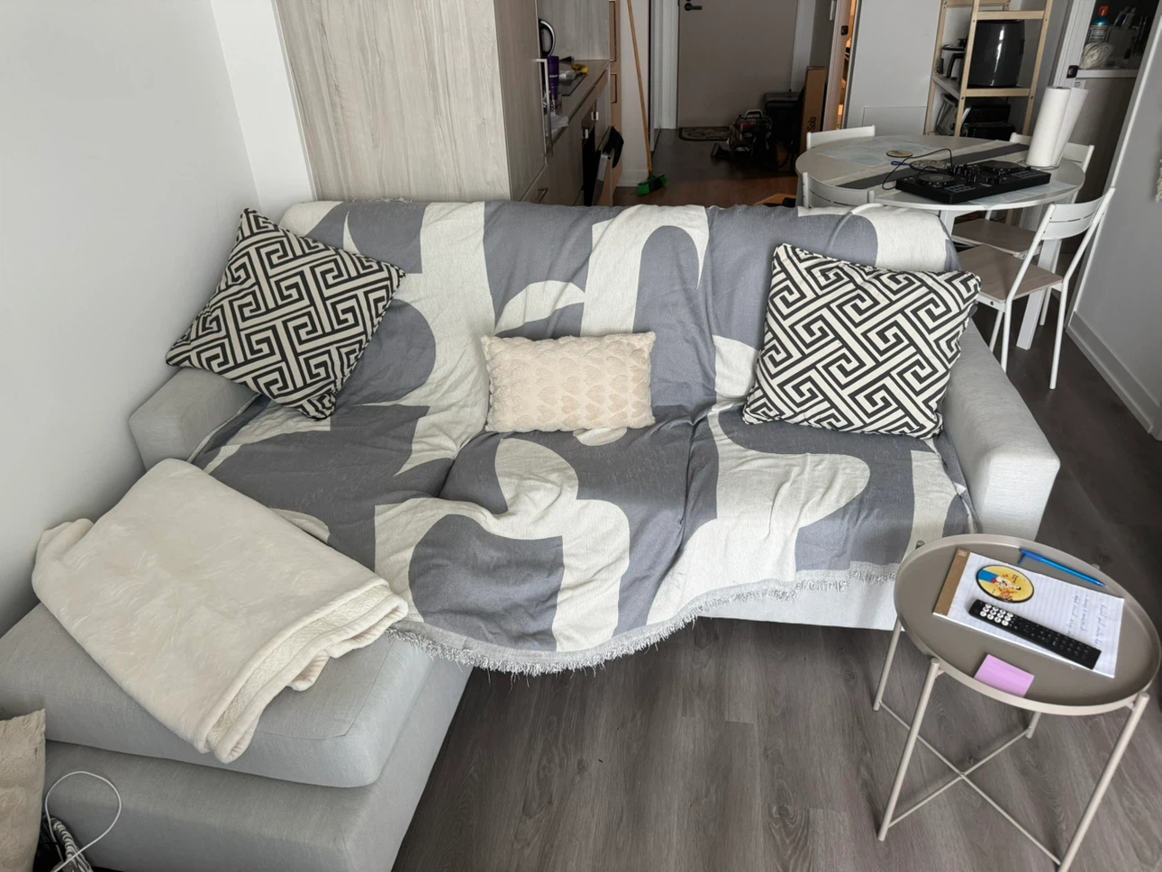 Light Grey Sectional Sofa - photo 2