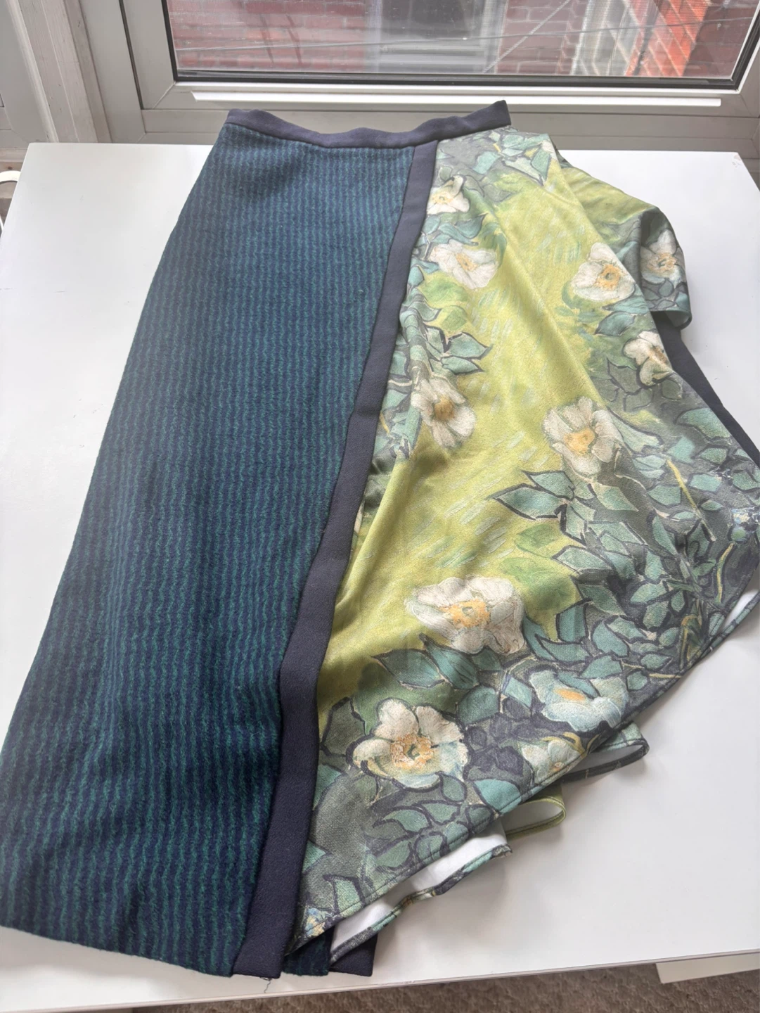 Asymmetrical Floral Print Skirt - Size S - photo 4