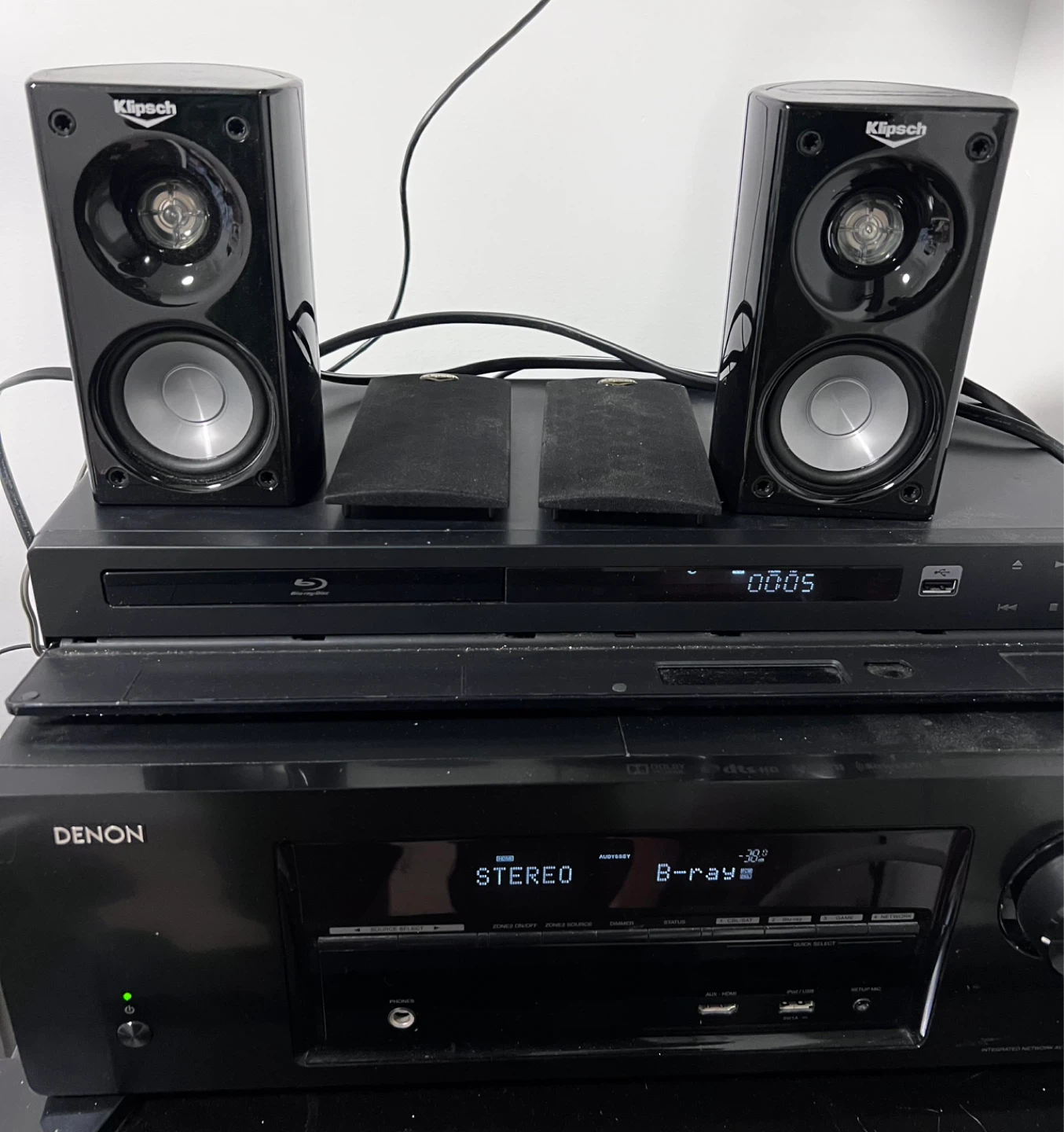 KLIPSCH compact Satellite surround speakers