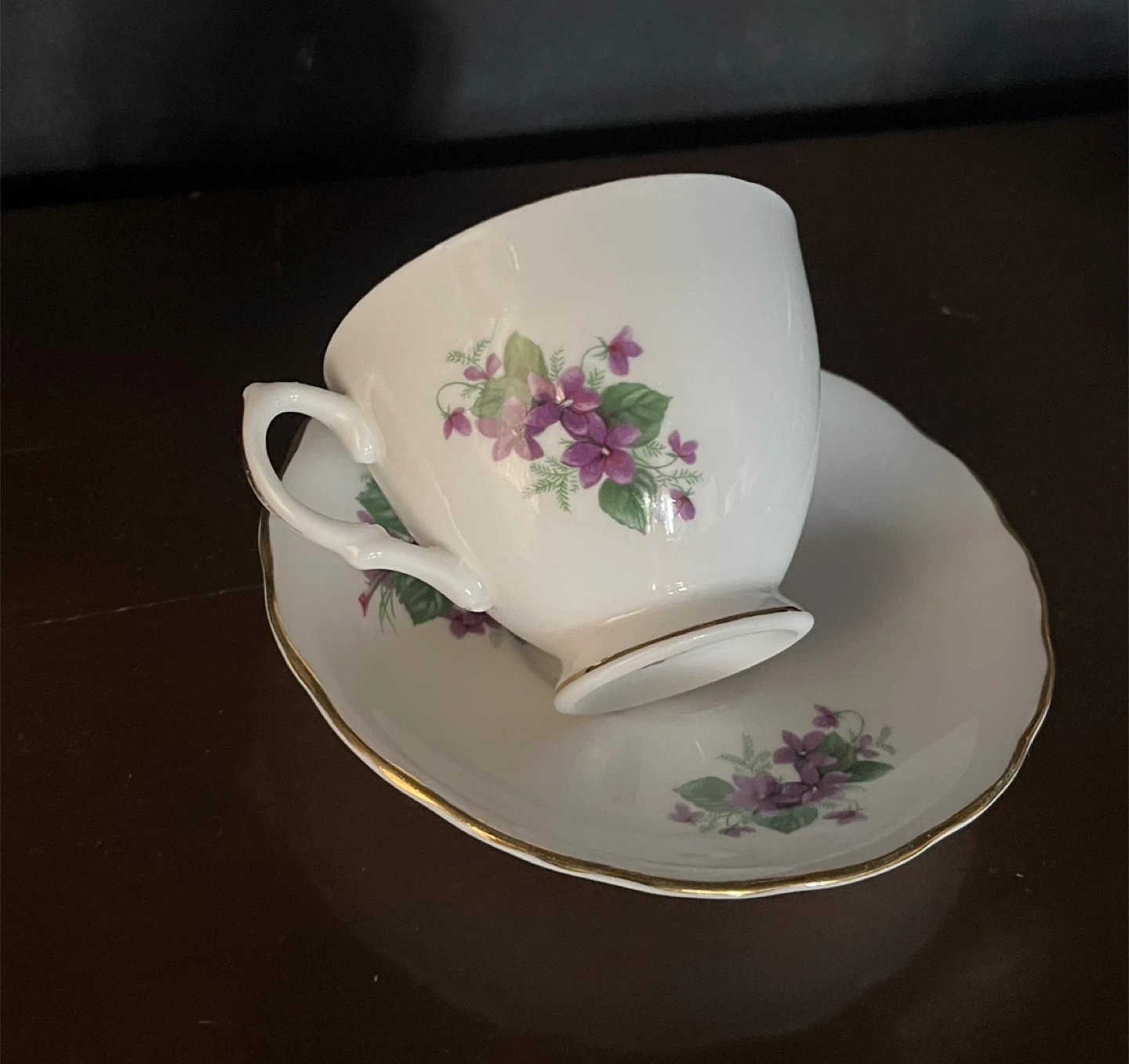 Vintage Royal Vale Bone China  tea cup and Saucer $10 each - photo 3