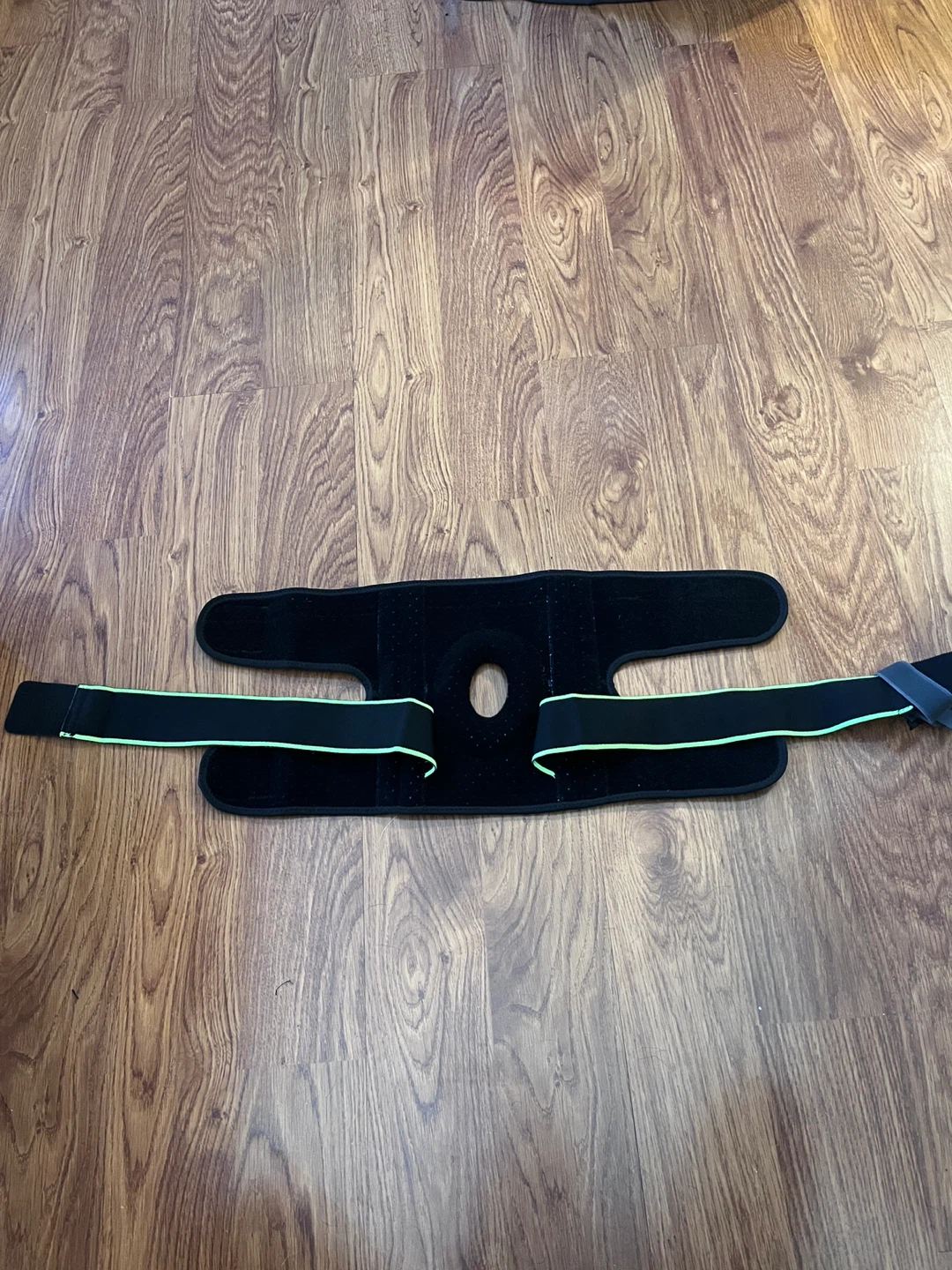 Adjustable Knee Brace with Straps
