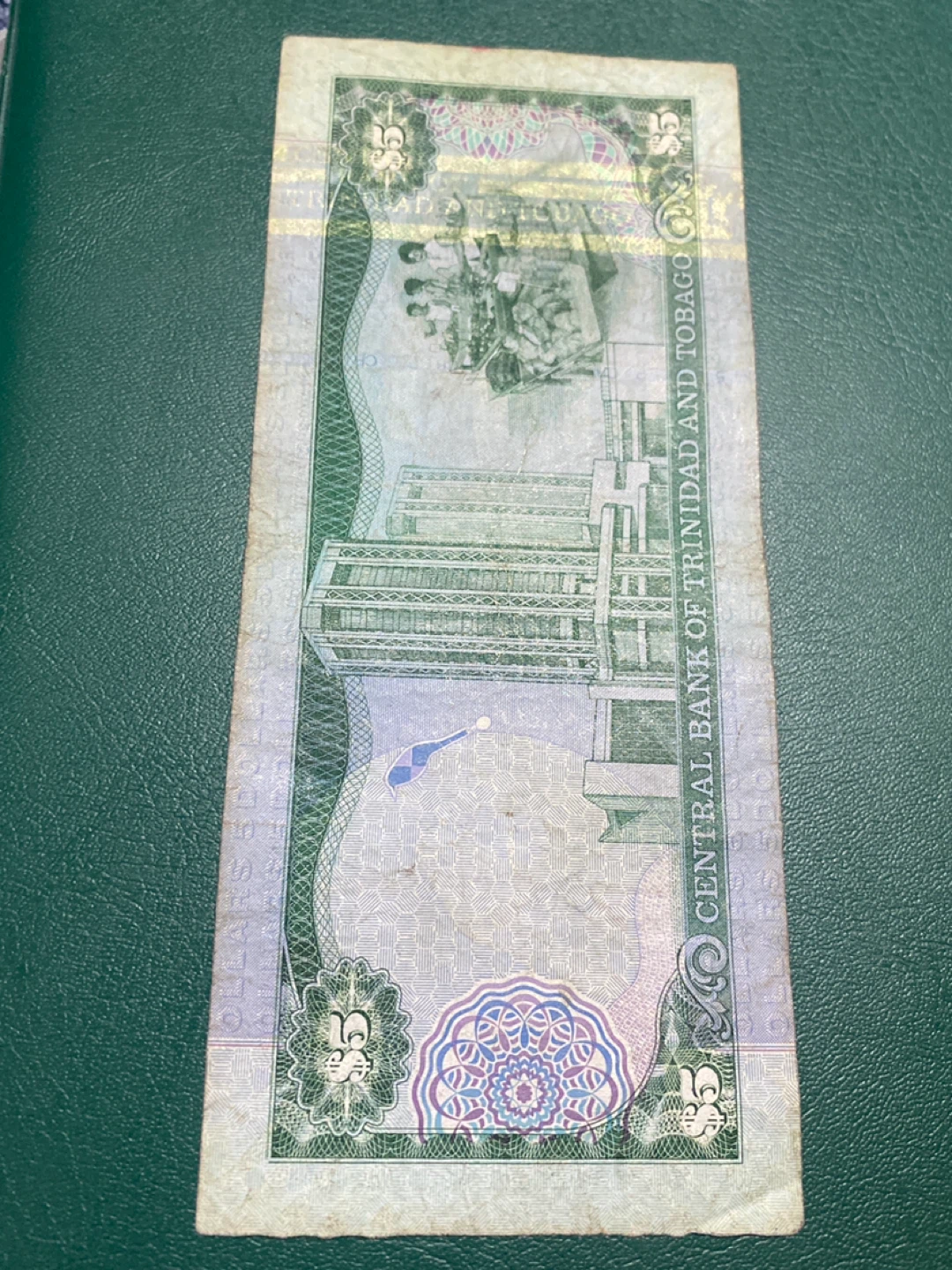 Trinidad and Tobago 5 Dollar Banknote - photo 2