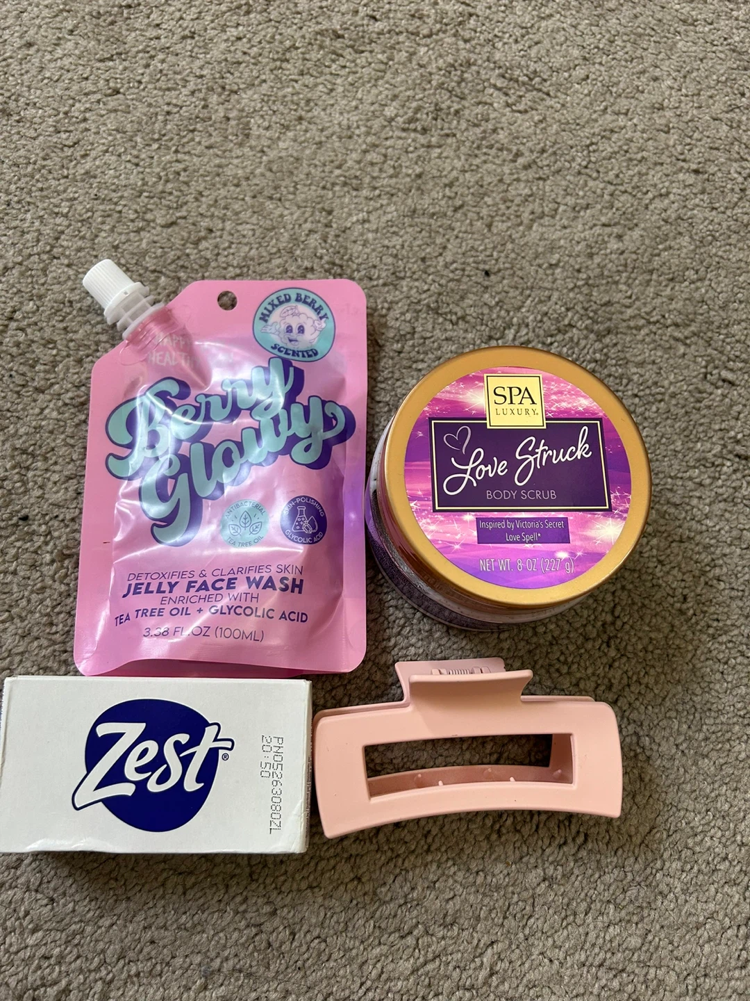 Beauty items and accessories - photo 5