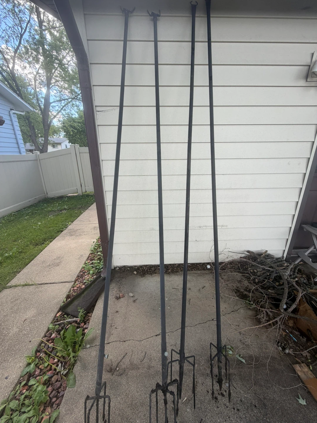 Set of 4 light poles