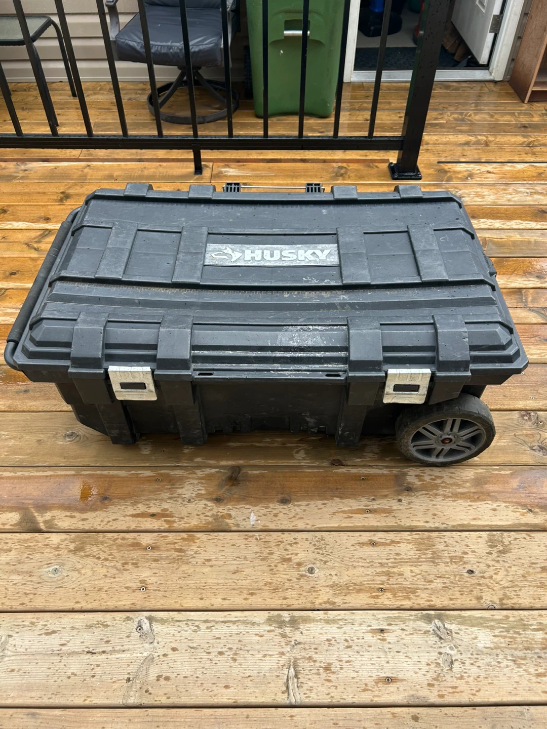 Husky Mobile Job Box