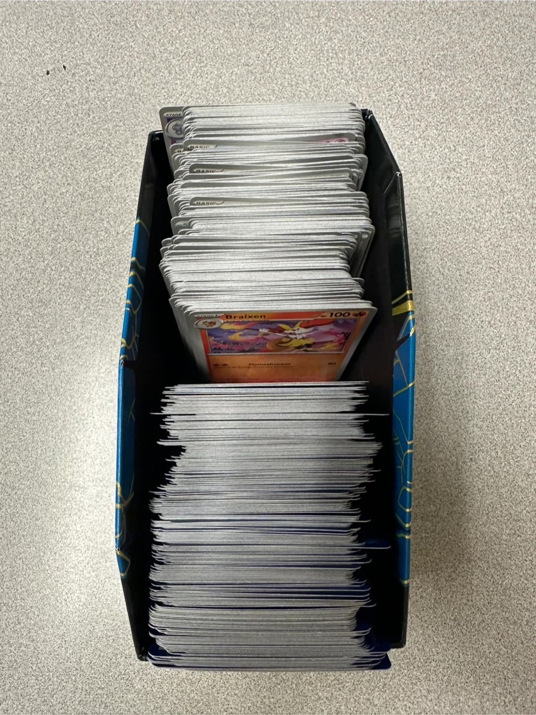500+ Pokemon Cards (reverses, holos, rares, bulk, etc)