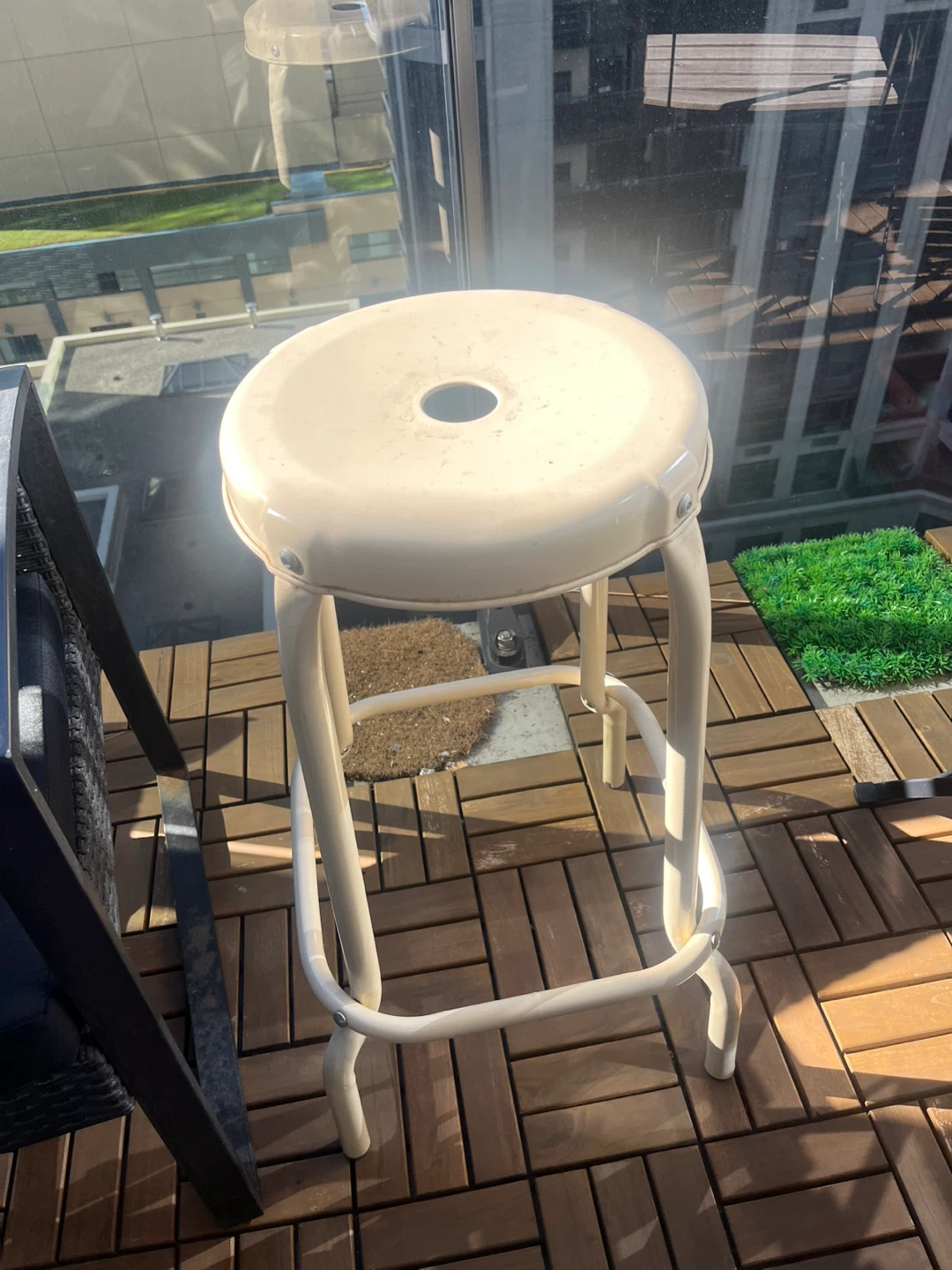 Cream Metal Bar Stool - photo 2