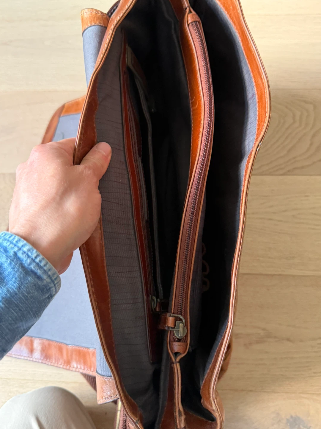 Fossil Brown Leather Messenger Bag - photo 3