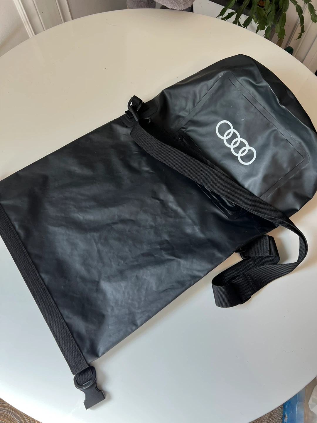 Audi Dry Bag Shoulder Bag - photo 4