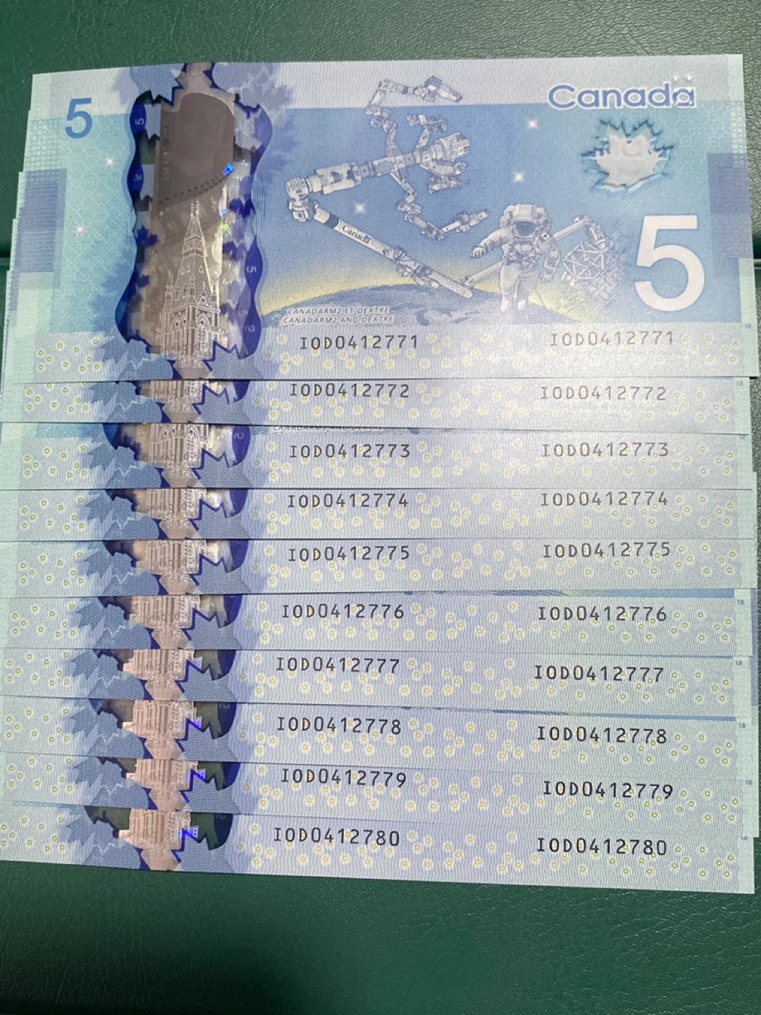 Canada $5 Bills - New Polymer Series