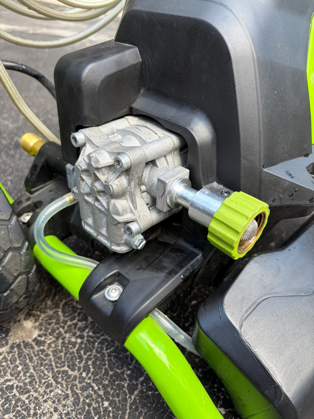 Greenworks 2100 PSI Electric Pressure Washer - photo 2