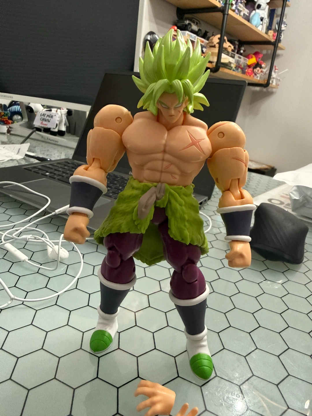 Dragon Ball Z Broly Action Figure - photo 2