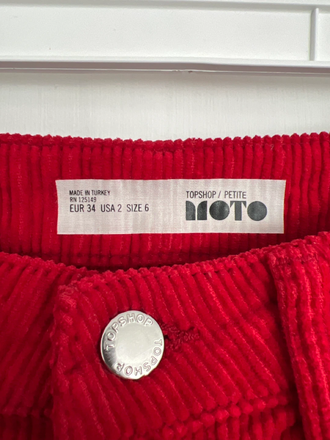 TOPSHOP MOTO Red Corduroy Skirt Size 6 - photo 2