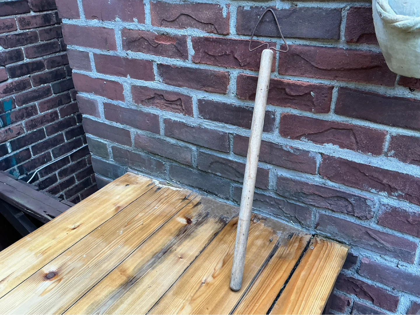 Antique Wooden Handle Rug Beater ! - photo 5