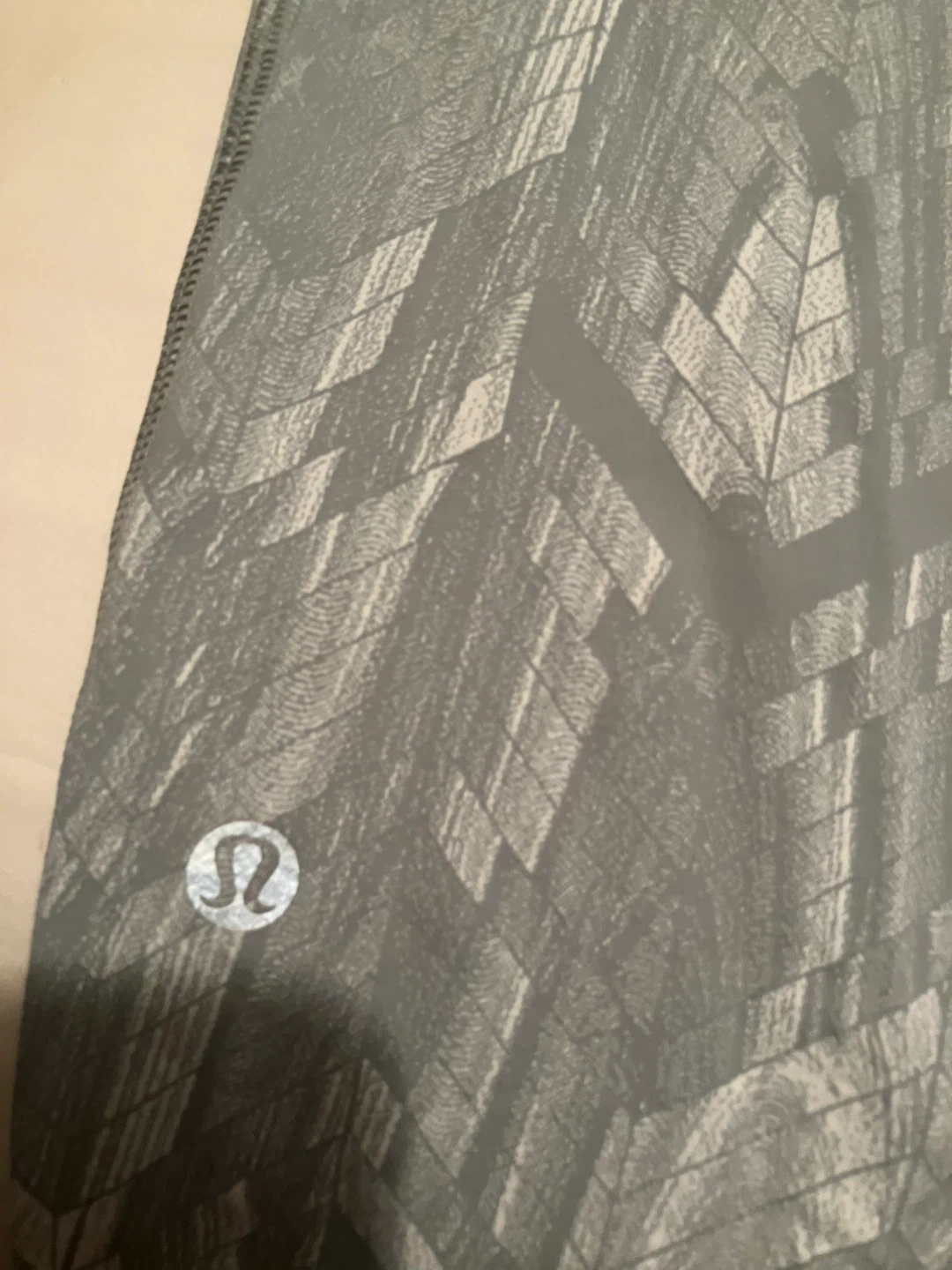 Lululemon Athletic Leggings Grey Geometric Pattern - photo 3