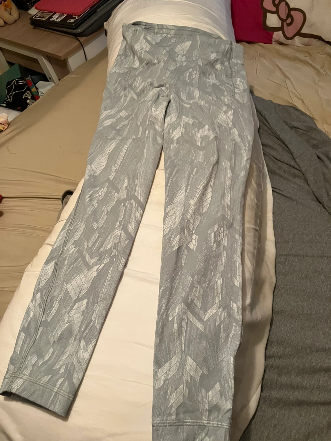 Lululemon Athletic Leggings Grey Geometric Pattern