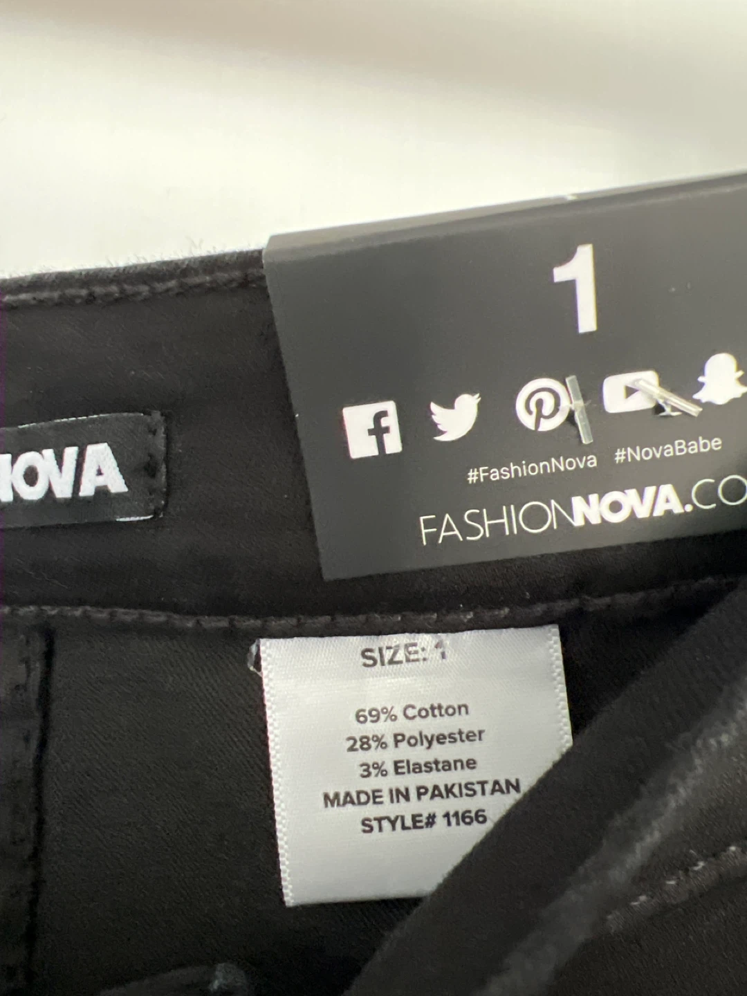 Fashion Nova Black Skinny Jeans Size 1 - photo 2