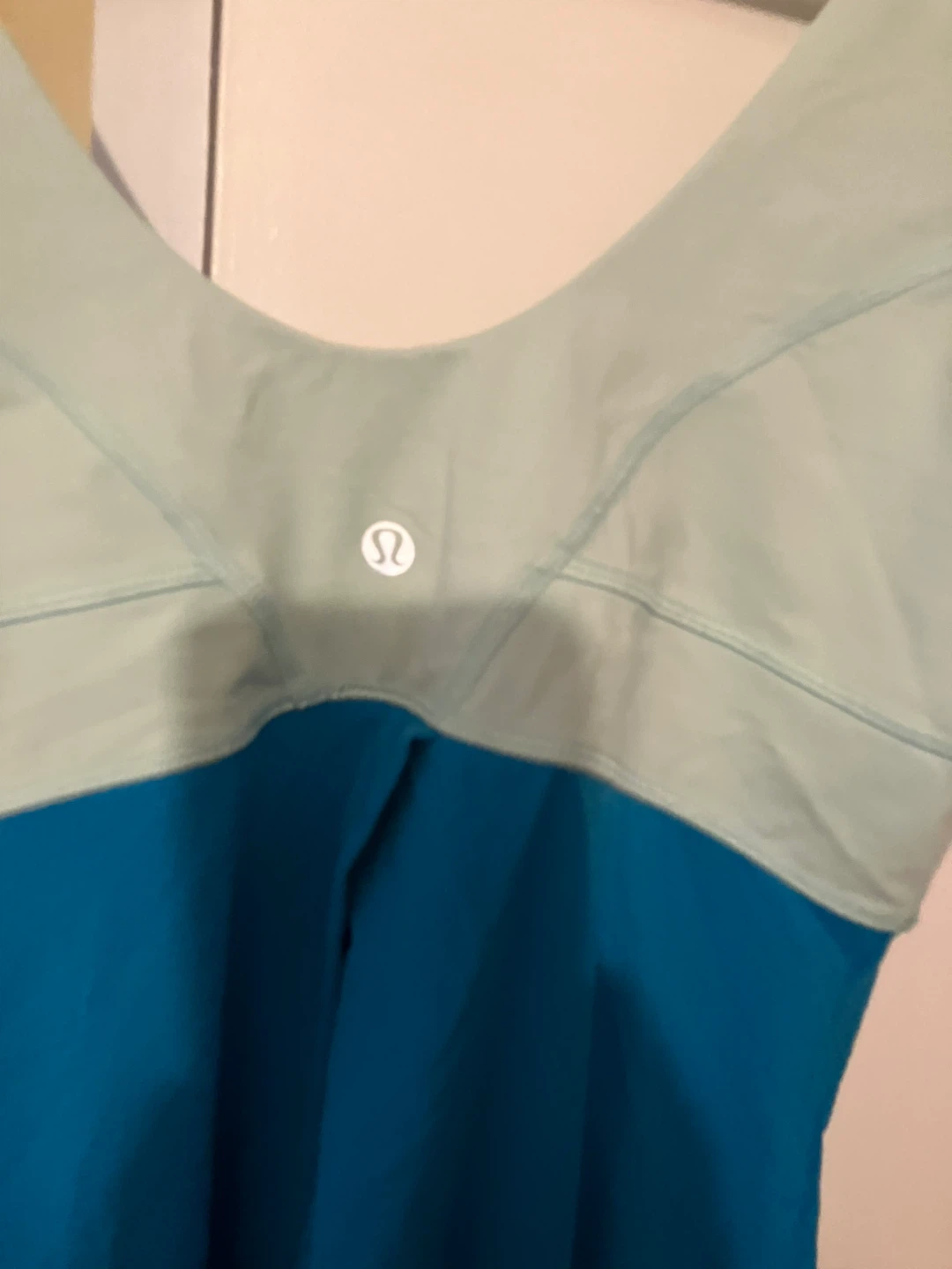 Lululemon Tank Top Size 10 - photo 2