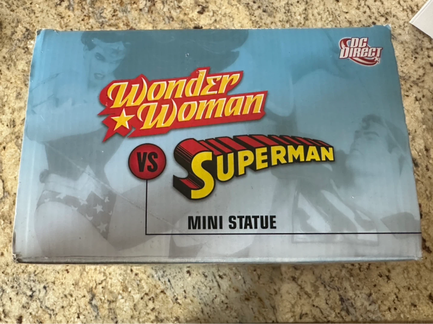 DC Direct Wonder Woman vs. Superman Mini Statue - photo 5