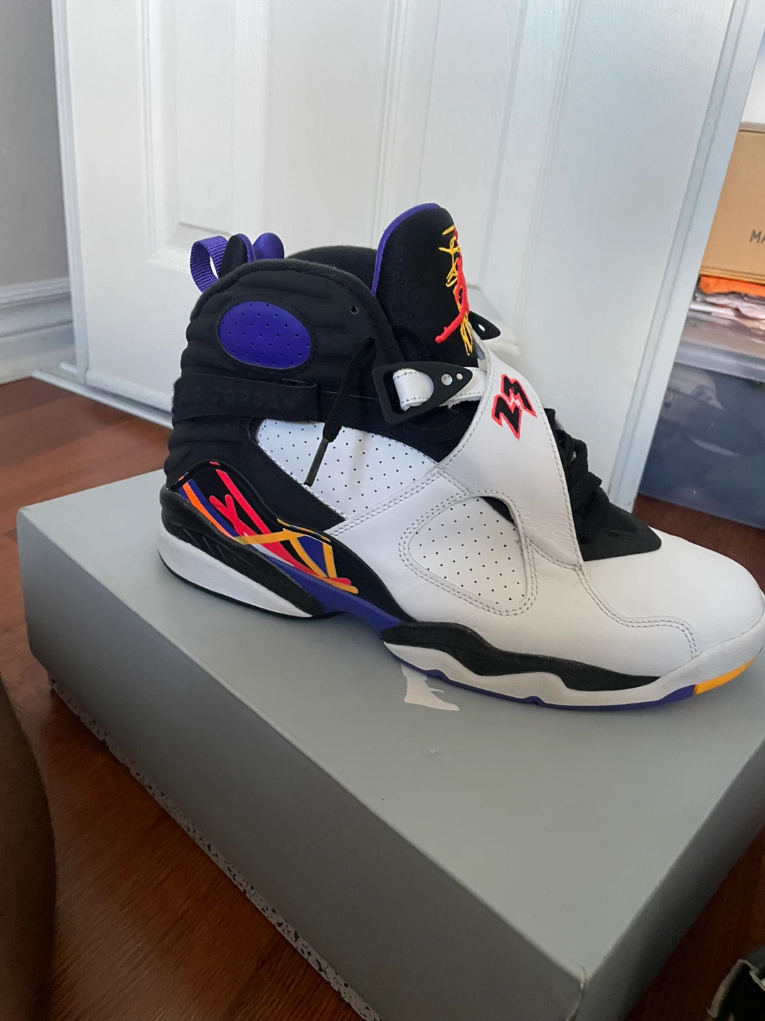 Air Jordan 8 Retro