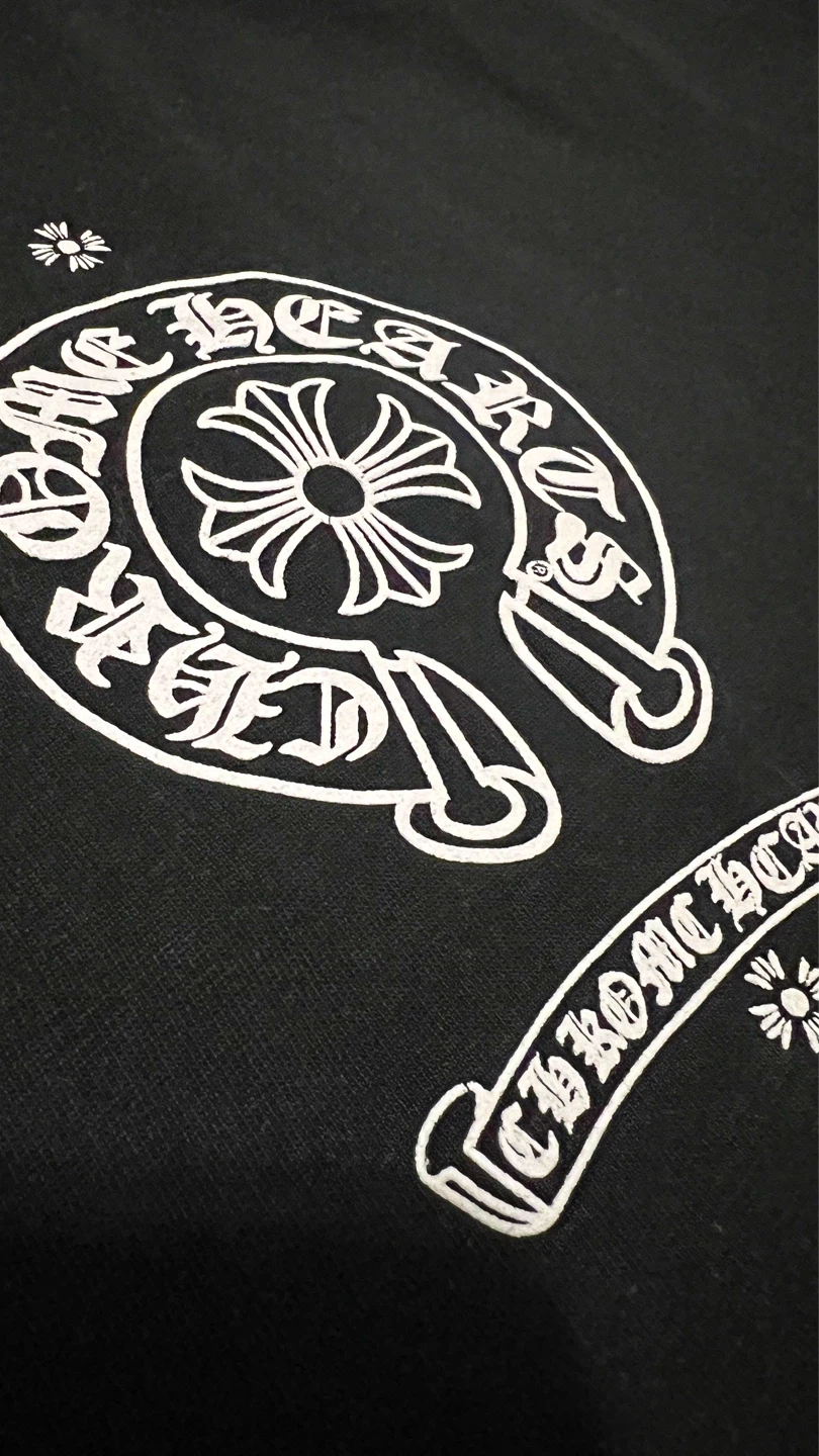 Black Chrome Heart T Shirt - photo 3