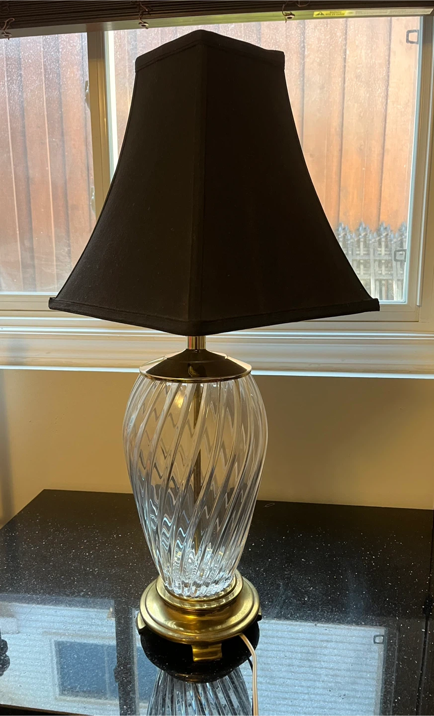 Table Lamp with Black Shade - photo 4