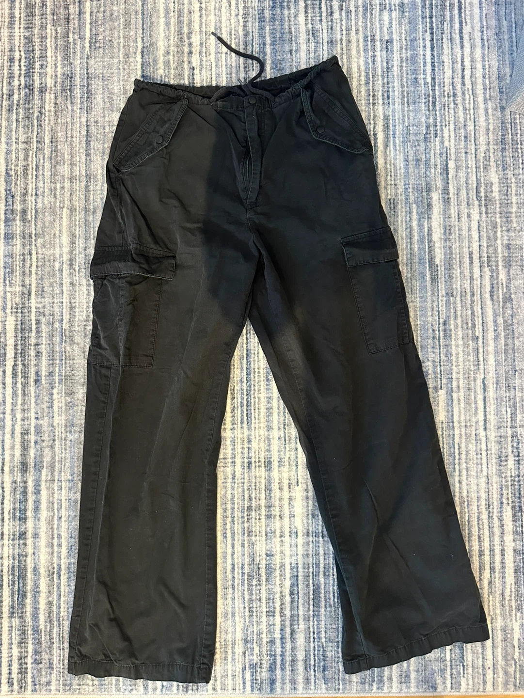 Black cargo pants with adjustable waistband - photo 2