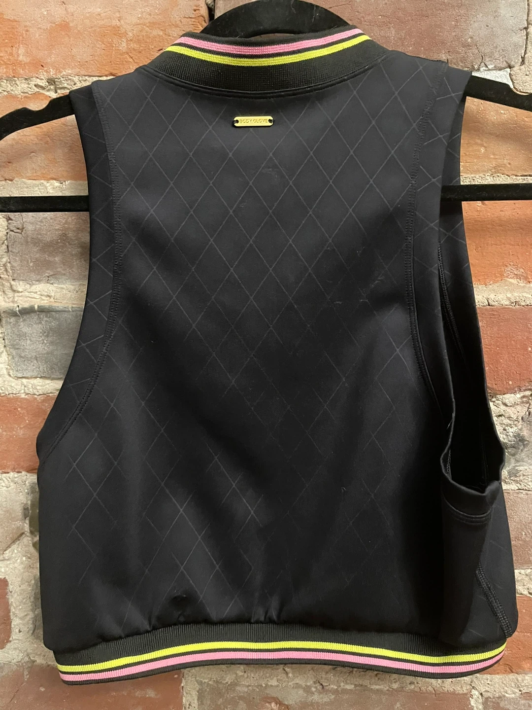Body Glove Black Sleeveless Zip-Up Crop Top - photo 2