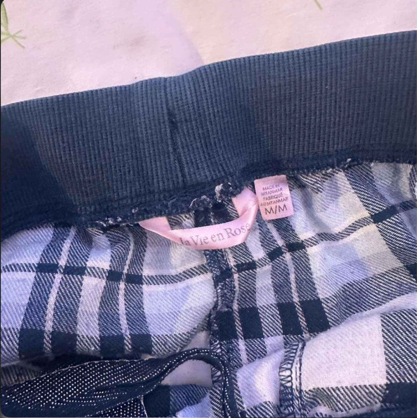 La Vie en Rose Plaid Pajama Pants - photo 4