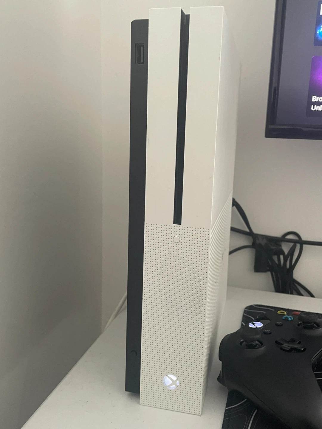 Xbox One S Console - photo 2