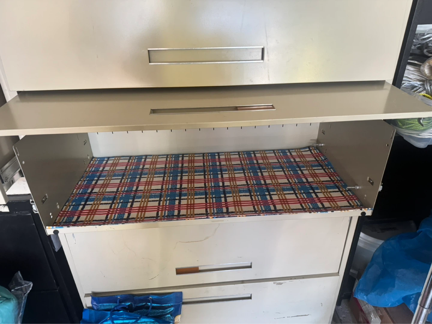 Filing Cabinet - photo 2